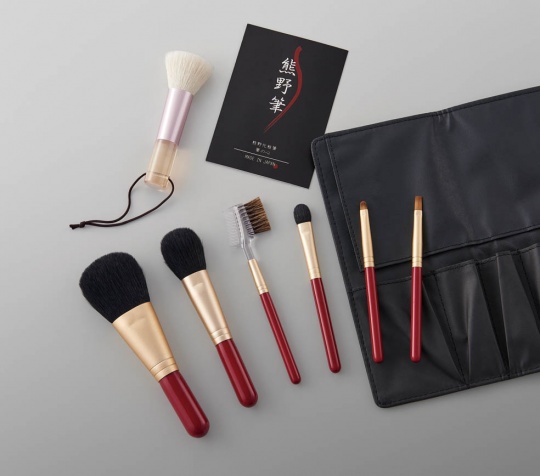 熊野化粧筆セット　筆の心　洗顔ブラシ付き